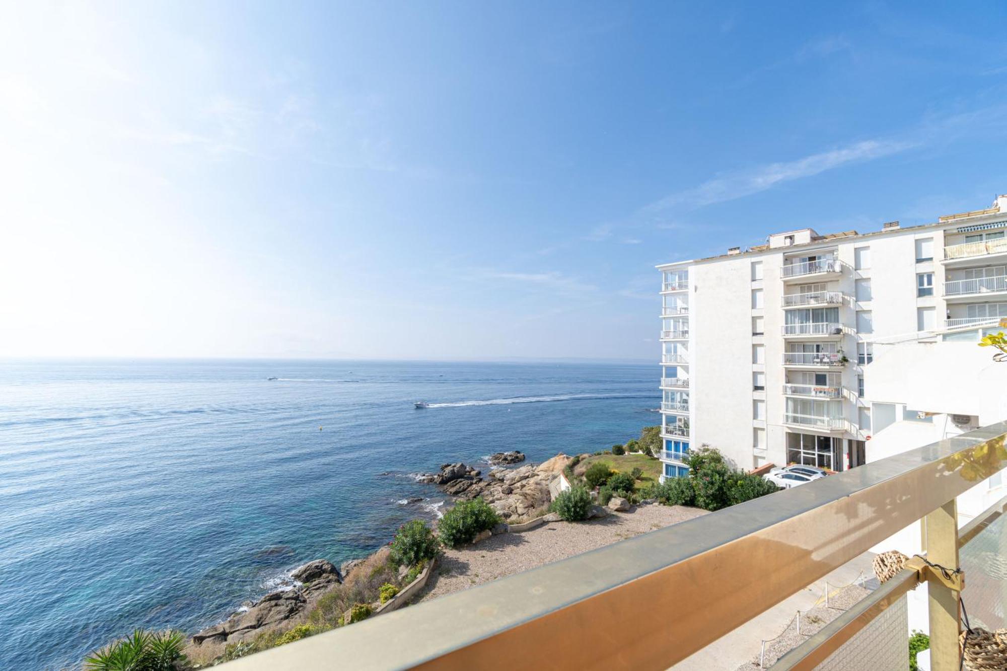 רוזס Apartment Meda Chica מראה חיצוני תמונה